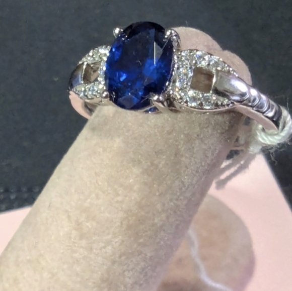 Dreamland Jewelry Jewelry - 💙Blue Sapphire 925 Sterling Silver & CZ Designer Ring Size 8 NWT